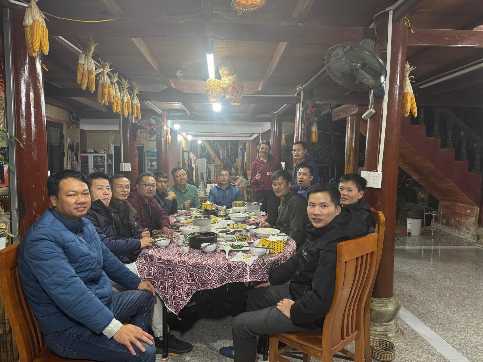 Minh Ngoc Homestay Dien Bien Phu Ban Hin Lom Exteriör bild